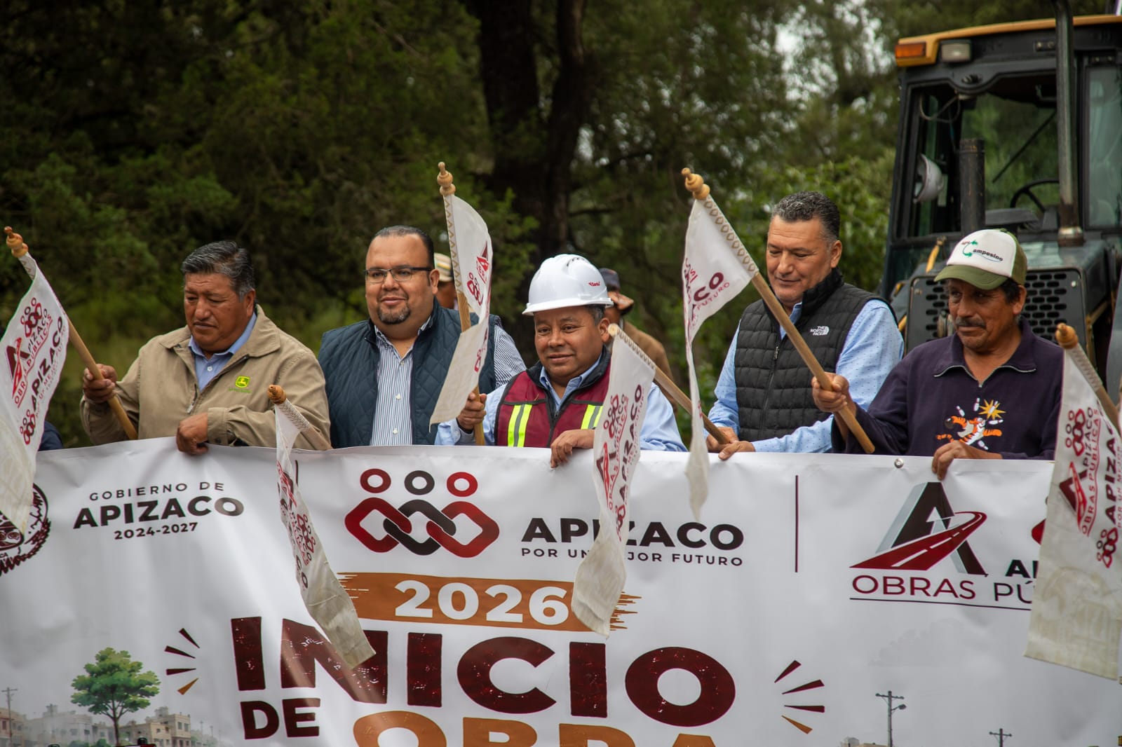 Da Gobierno Municipal de Apizaco banderazo de inicio a la pavimentación con adoquín en Guadalupe Texcalac